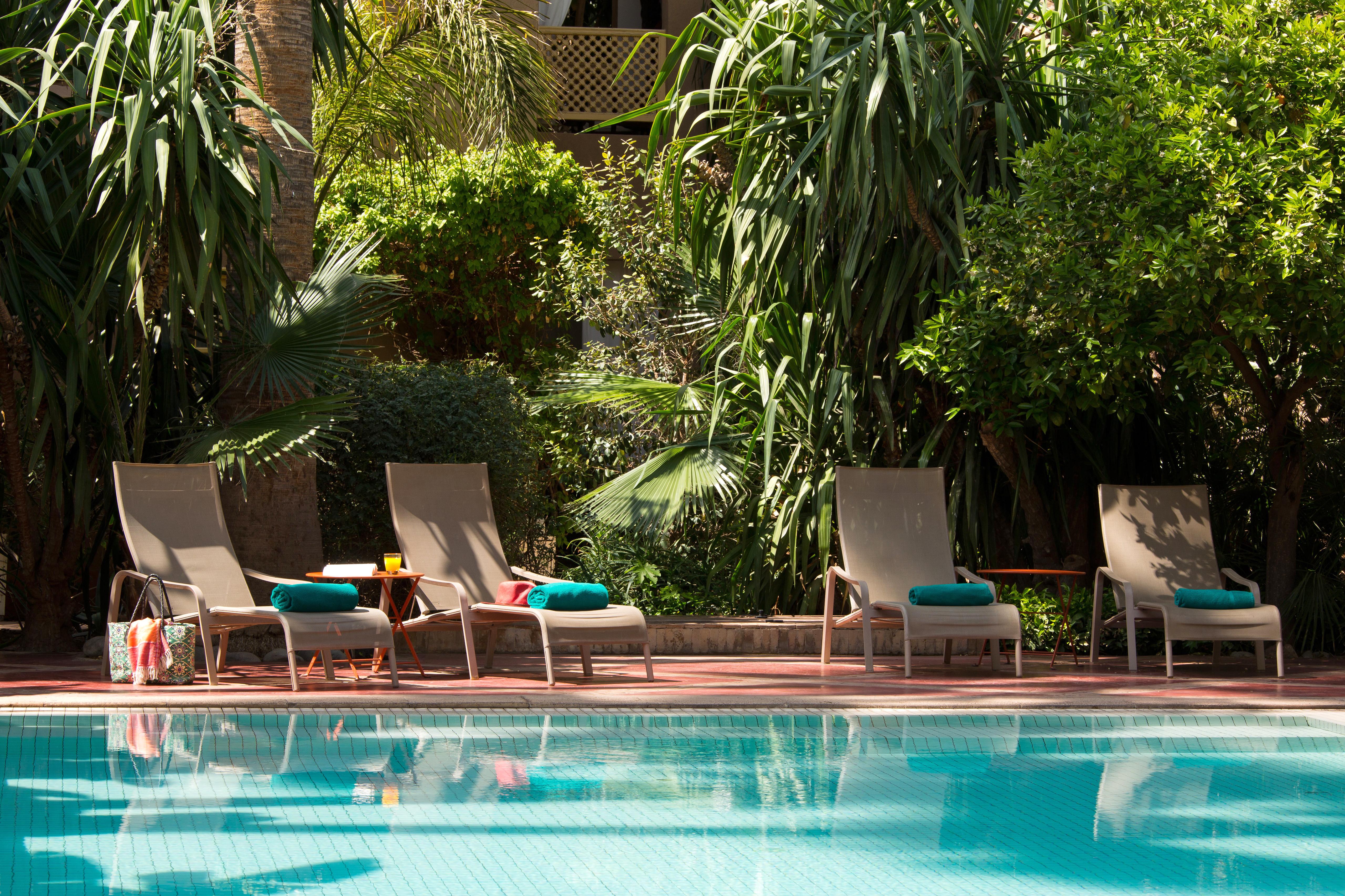 Les Jardins De La Medina Hotel Marrakesh Exterior foto The swimming pool at the hotel