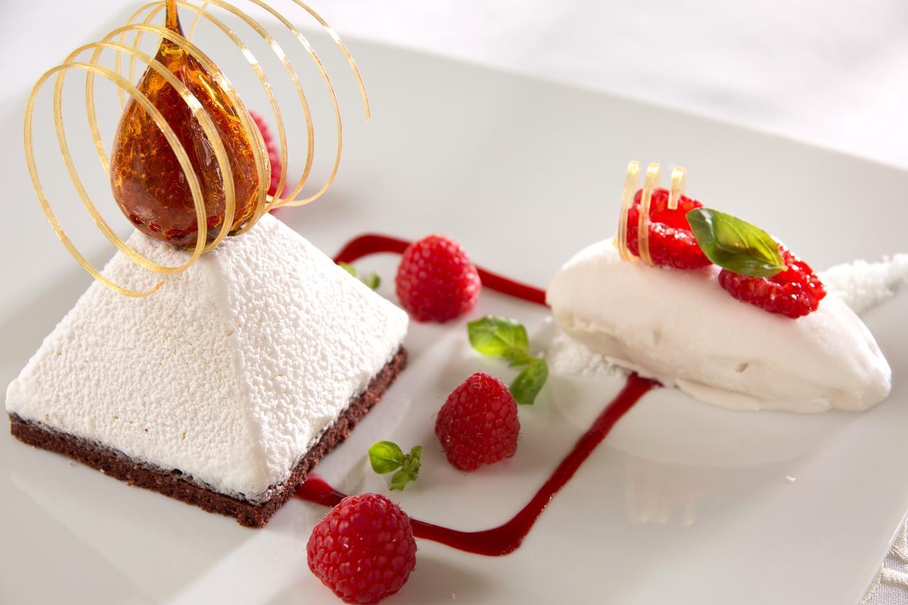 Les Jardins De La Medina Hotel Marrakesh Exterior foto A dessert